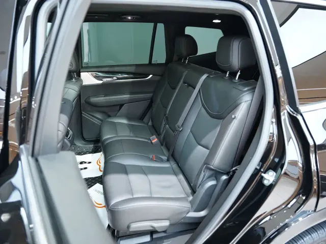 Cadillac XT6 — Фото автомобиля 21
