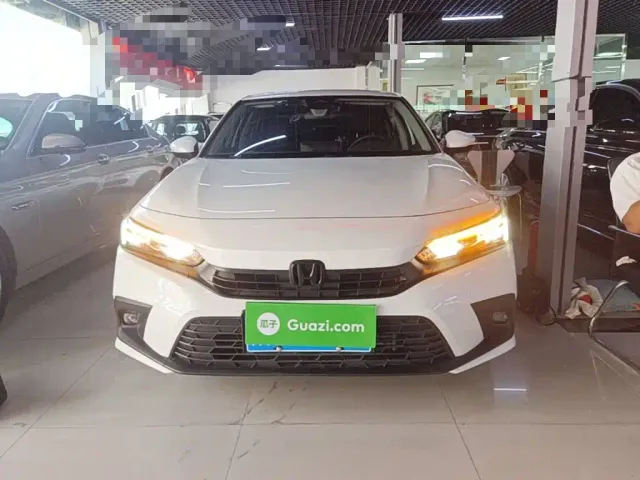 Honda Civic — Фото автомобиля 2