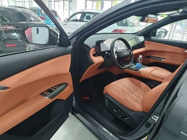 Changan CS75 Plus — Фото автомобиля 15