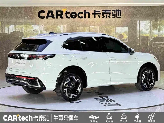 Volkswagen Tiguan L — Фото автомобиля 4