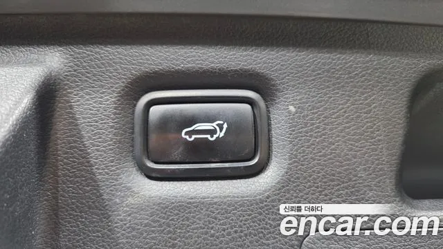 Hyundai Santafe — Фото автомобиля 18