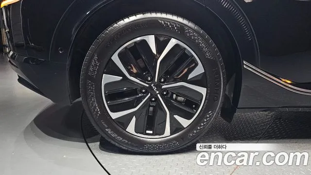Kia EV6 — Фото автомобиля 4