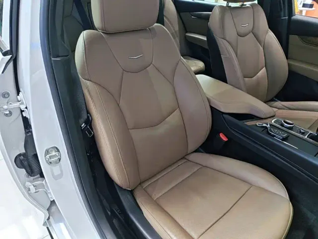 Cadillac CT5 — Фото автомобиля 24