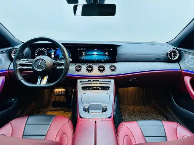 Mercedes-Benz CLS-Class — Фото автомобиля 12