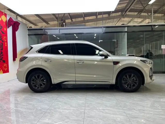 Hongqi HS5 — Фото автомобиля 3