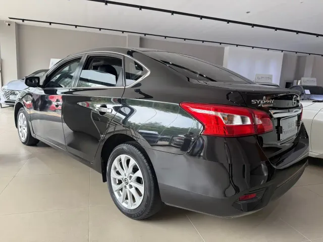 Nissan Sylphy — Фото автомобиля 12