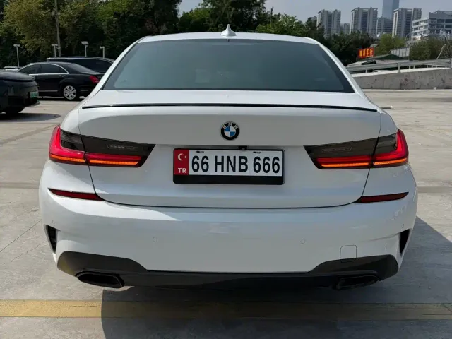 BMW 3 Series — Фото автомобиля 9