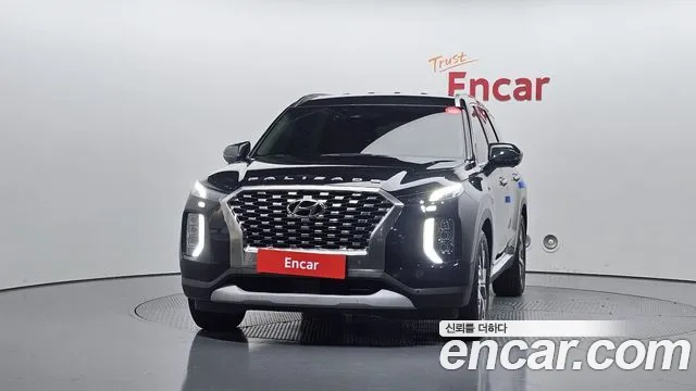 Hyundai Palisade Palisade Дизель 2.2 2WD — Фото автомобиля 3
