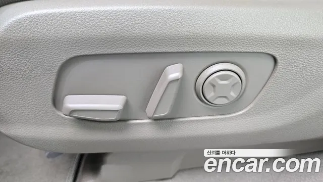 Kia Canival Carnival 4 поколение 9 мест Signature — Фото автомобиля 25