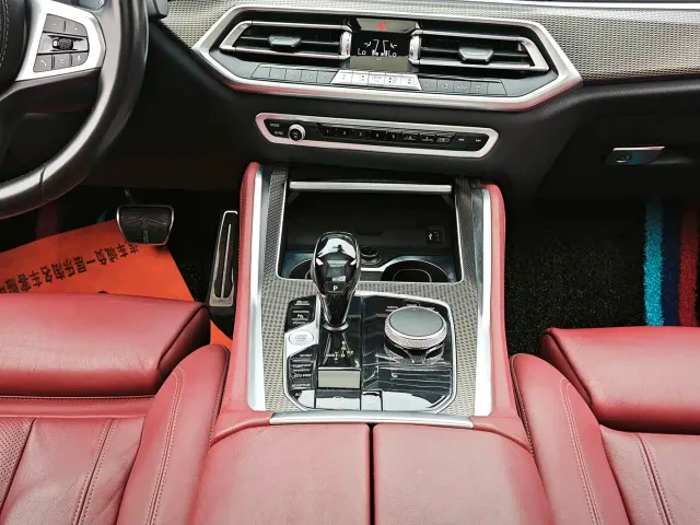 BMW X6 — Фото автомобиля 12