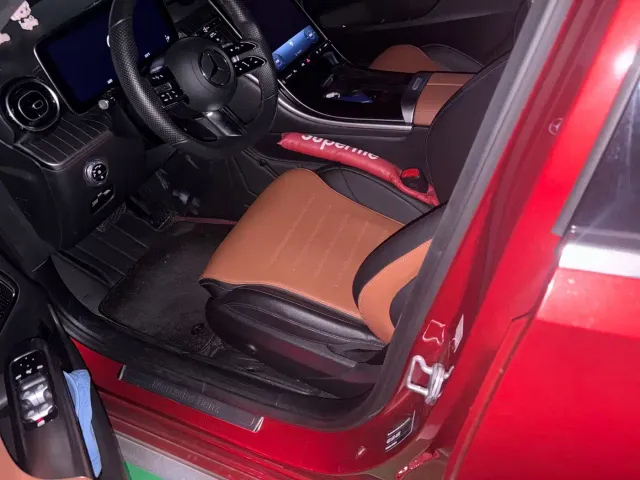 Mercedes-Benz C-Class — Фото автомобиля 4
