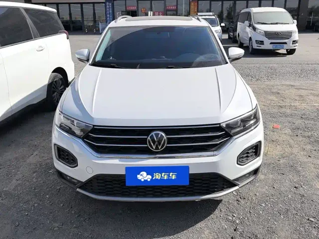 Volkswagen T-Roc — Фото автомобиля 2