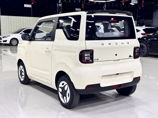 Geely Panda — Фото автомобиля 7