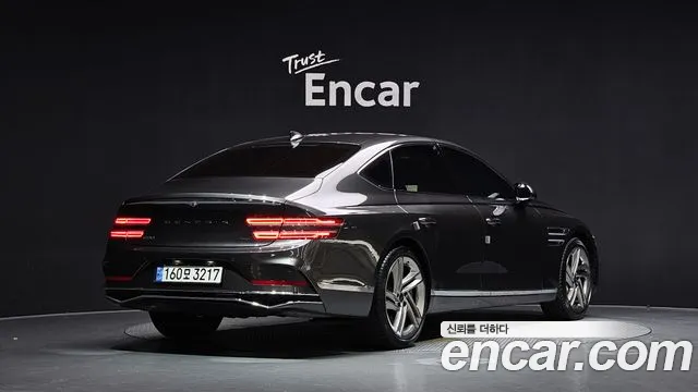 Genesis G80 RG3 — Фото автомобиля 2
