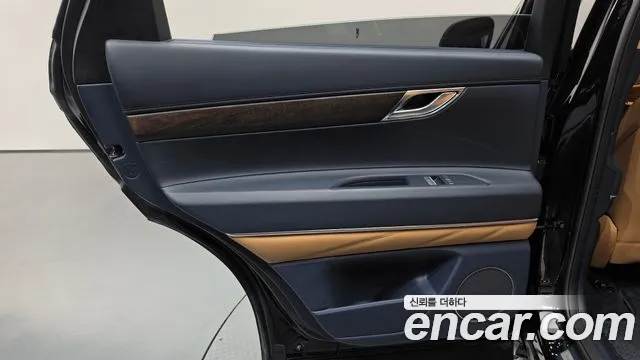 Genesis GV80 — Фото автомобиля 14