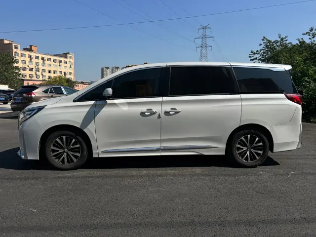 GAC Trumpchi M8 — Фото автомобиля 4