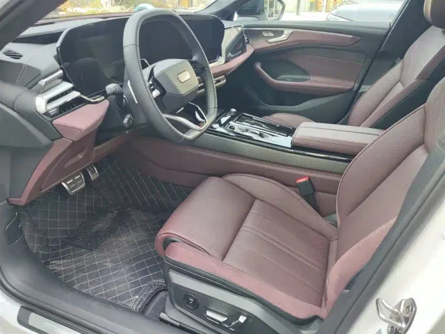 Audi A6L — Фото автомобиля 6