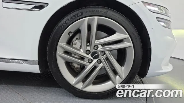 Genesis G80 RG3 — Фото автомобиля 5