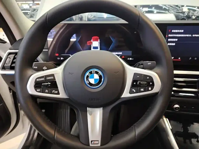 BMW i3 — Фото автомобиля 10