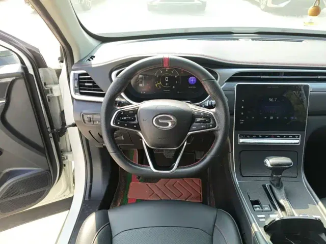 GAC Trumpchi GS4 PLUS — Фото автомобиля 10