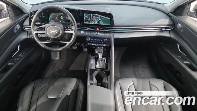 Hyundai Avante CN7 — Фото автомобиля 10