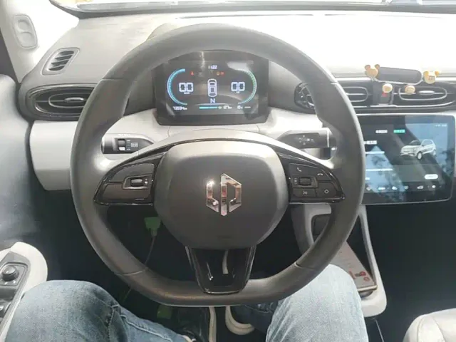 Leapmotor T03 — Фото автомобиля 10