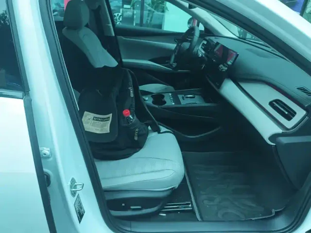 BYD Seal 06 DM-i Touring — Фото автомобиля 24