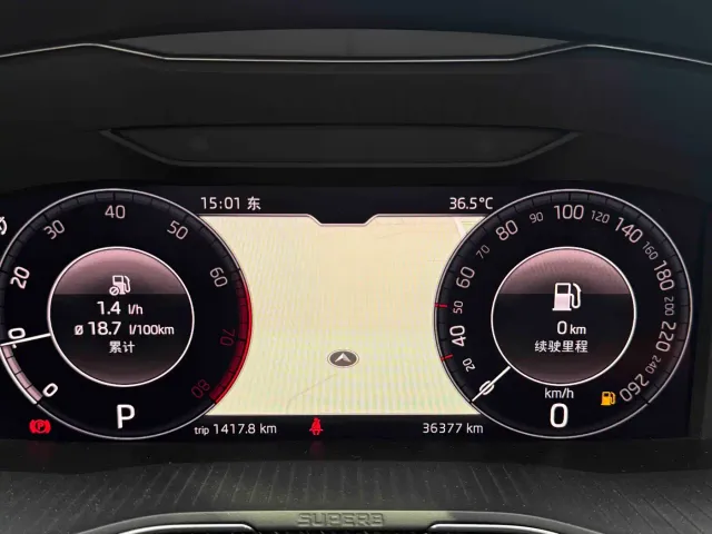 Skoda Superb — Фото автомобиля 23