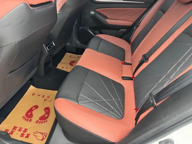 Changan Eado — Фото автомобиля 10