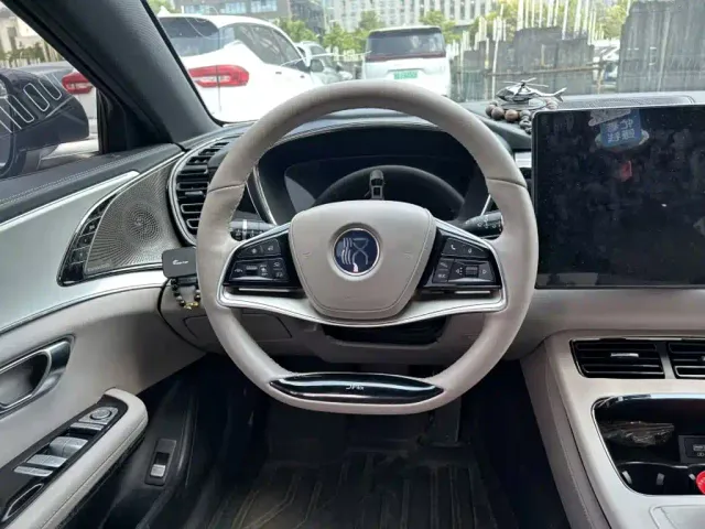 BYD Han — Фото автомобиля 2