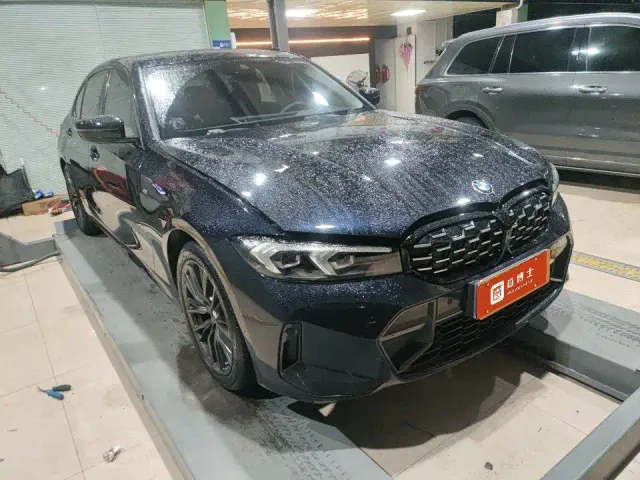 BMW 3 Series — Фото автомобиля 2