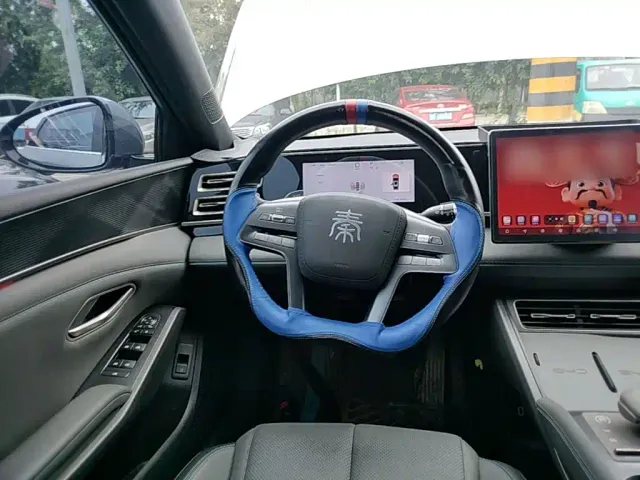 BYD Qin L — Фото автомобиля 6