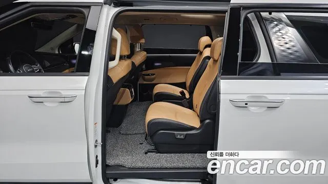 Kia Carnival 4th Gen — Фото автомобиля 17