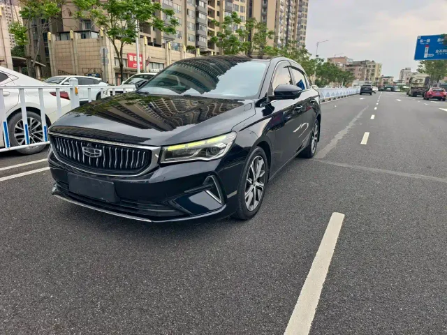 Фотография автомобиля — Geely Emgrand