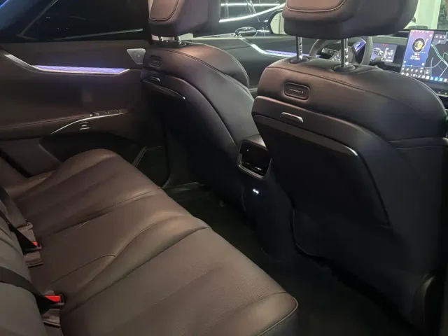 Buick Zhijing E7 — Фото автомобиля 6