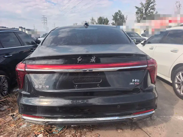 Hongqi H5 — Фото автомобиля 10