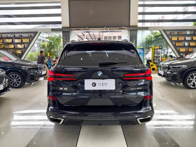 BMW X5 — Фото автомобиля 5