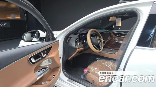 Mercedes-Benz E-Class W214 — Фото автомобиля 10