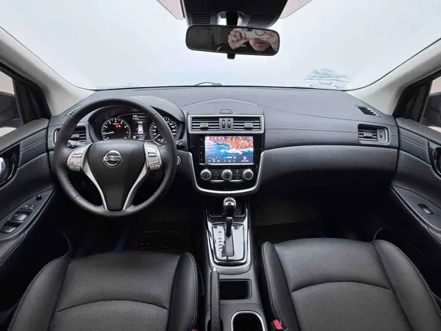 Nissan Tiida — Фото автомобиля 4