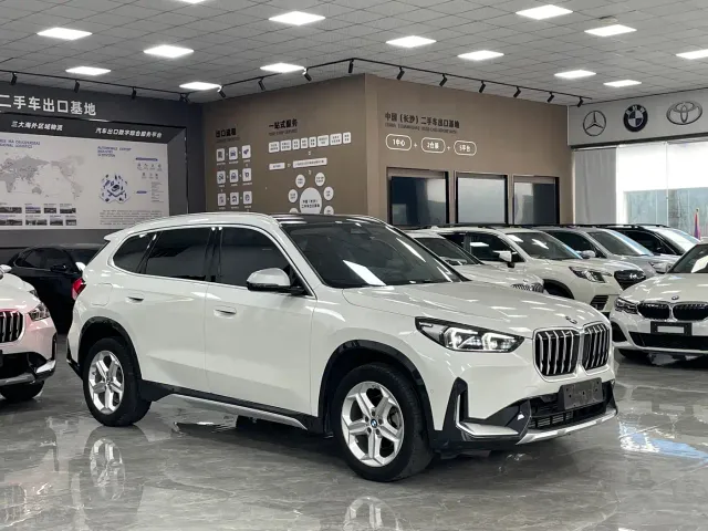 BMW X1 — Фото автомобиля 3
