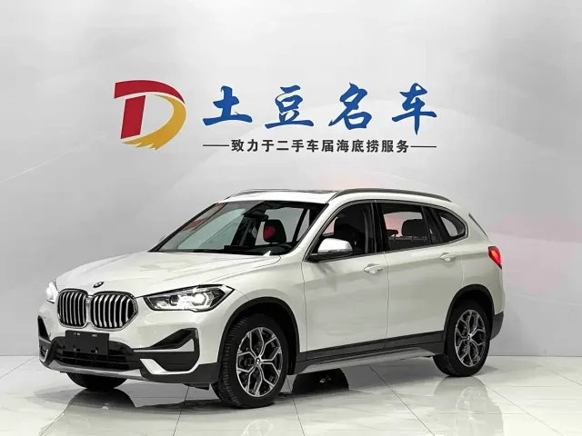 Фотография автомобиля — BMW X1