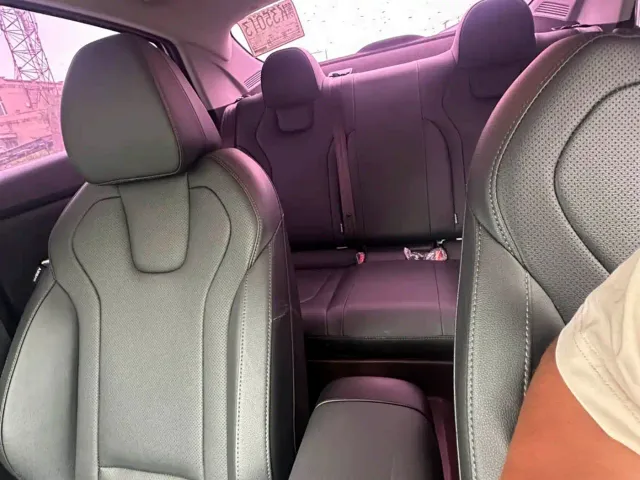Hyundai Elantra — Фото автомобиля 15