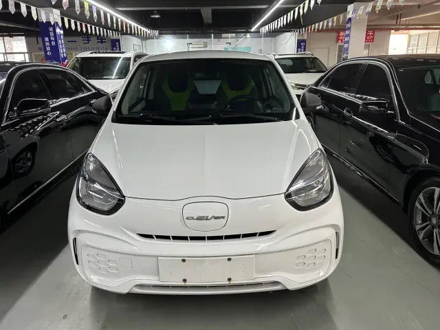 Roewe Clever — Фото автомобиля 3