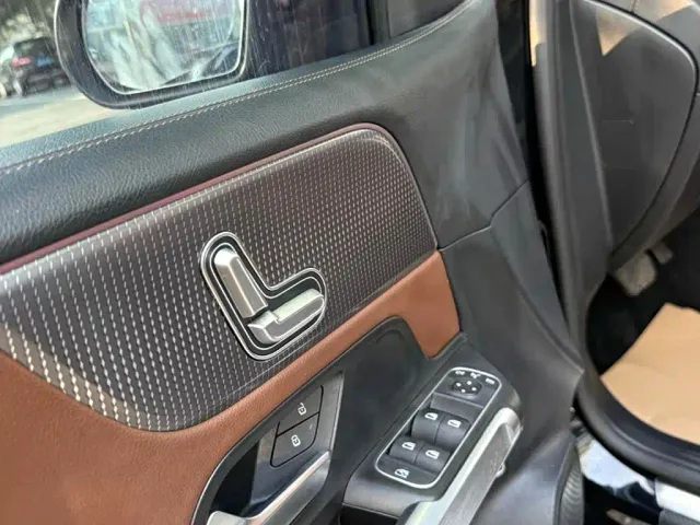 Mercedes-Benz GLB-Class — Фото автомобиля 19