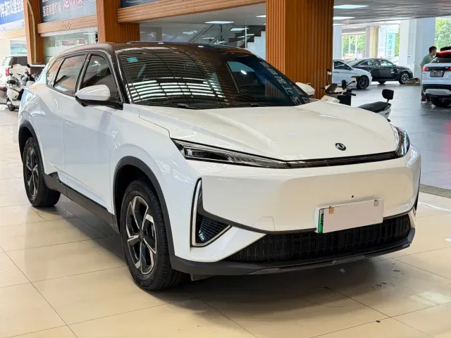 Dongfeng Fengshen L7 — Фото автомобиля 3