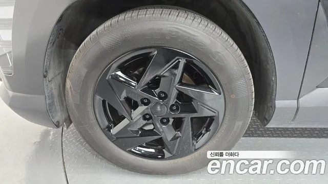 Hyundai Kona Kona (SX2) Бензин 1.6 турбо 2WD — Фото автомобиля 5