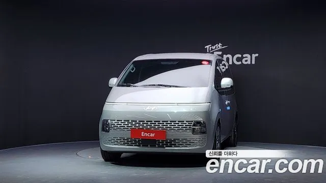 Hyundai Staria Staria Tourer 9 мест — Фото автомобиля 3