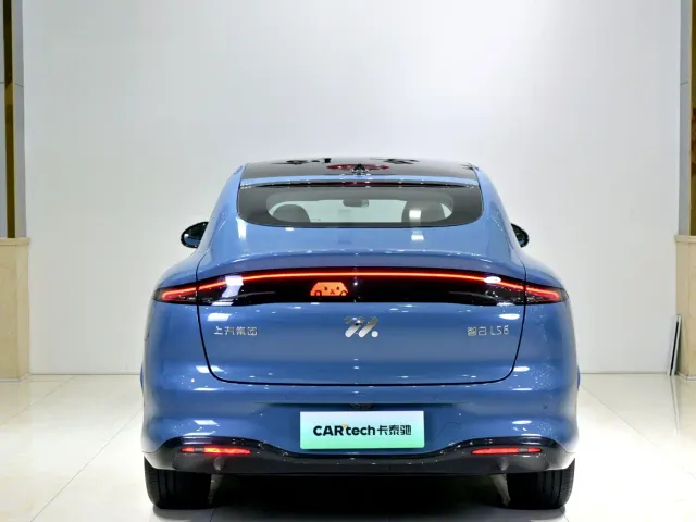 IM Motors LS6 — Фото автомобиля 24