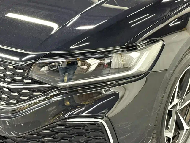 Volkswagen Passat — Фото автомобиля 9