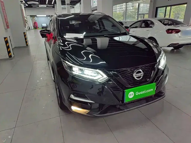 Nissan Qashqai — Фото автомобиля 3
